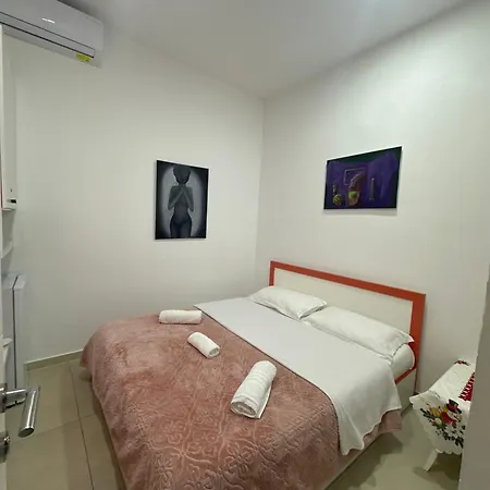 Mira * Tirana